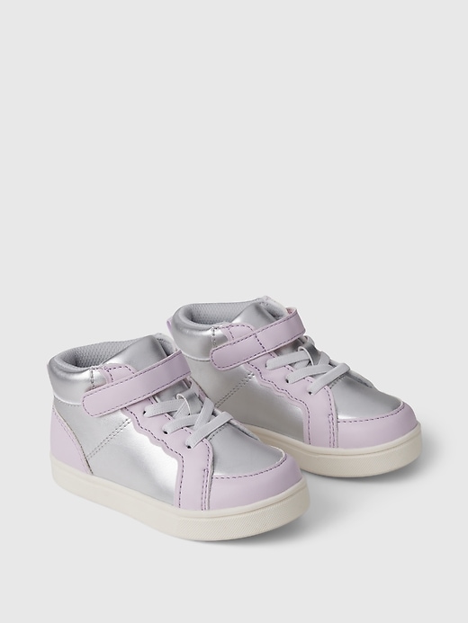 sneakers alte metallizzate per neonati e bambini piccoli