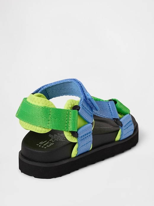 sandali con cinturino in tela per bambini