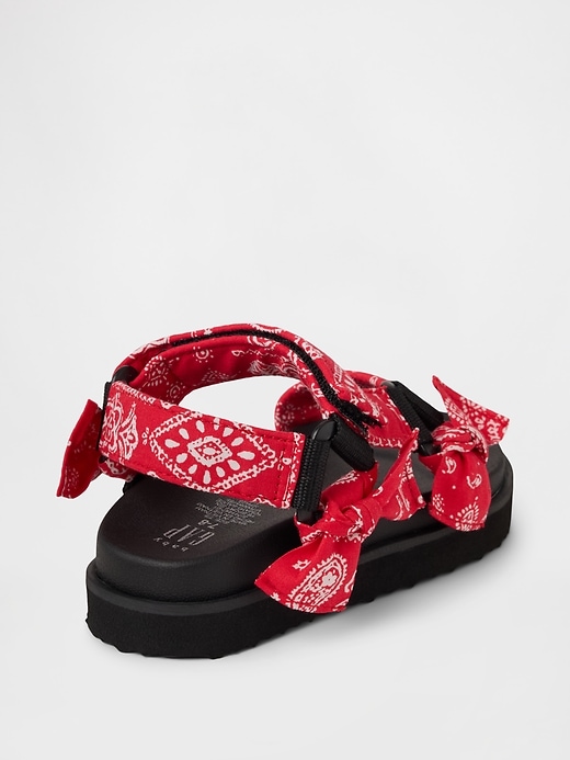 sandali con cinturino in tela per bambini