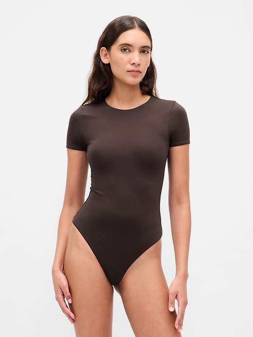 body t-shirt secondskin