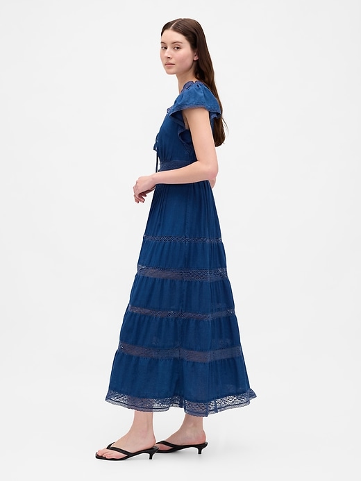 abito midi con pizzo