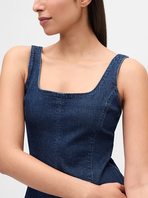 abito lungo in denim con scollo quadrato