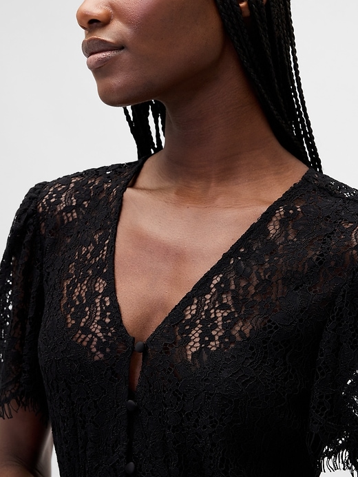 abito midi in pizzo con scollo a v