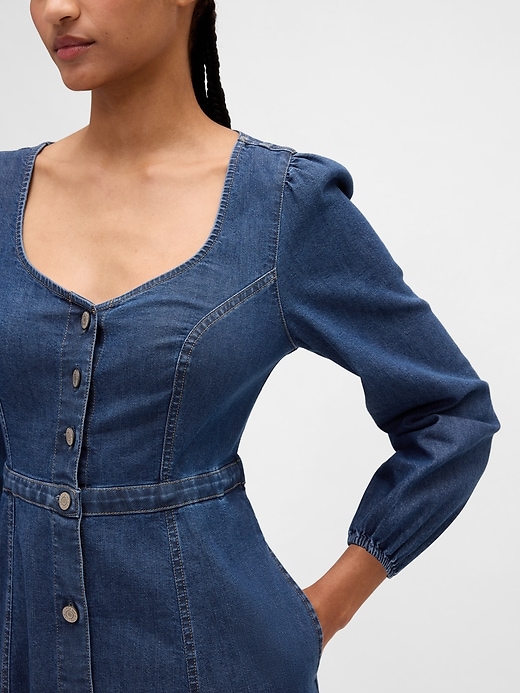 abito midi in denim con scollo a cuore