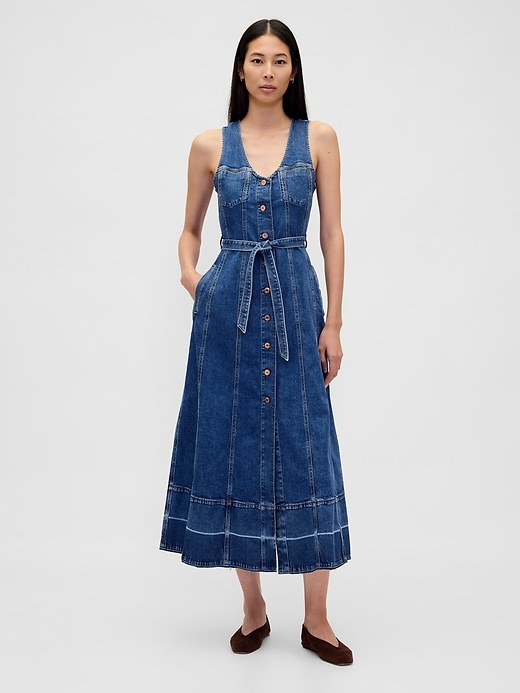 abito lungo in denim con cintura e bottoni sul davanti