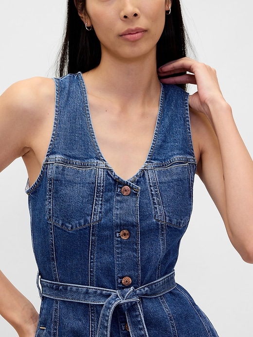 abito lungo in denim con cintura e bottoni sul davanti