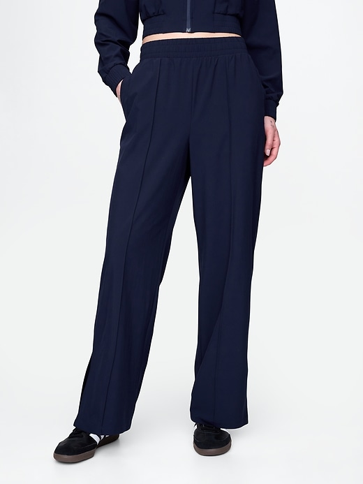 pantaloni gapfit tech a vita alta con orlo diviso