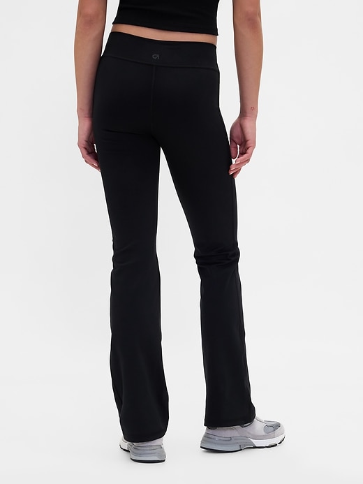 leggings gapfit a vita bassa e svasati