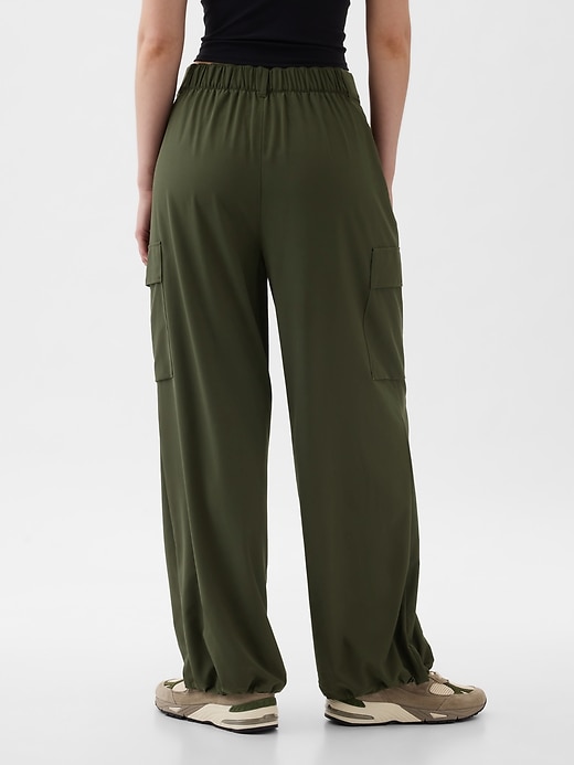pantaloni cargo gapfit a vita alta runaround