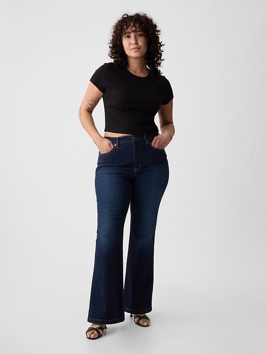 jeans a zampa anni 70 a vita alta