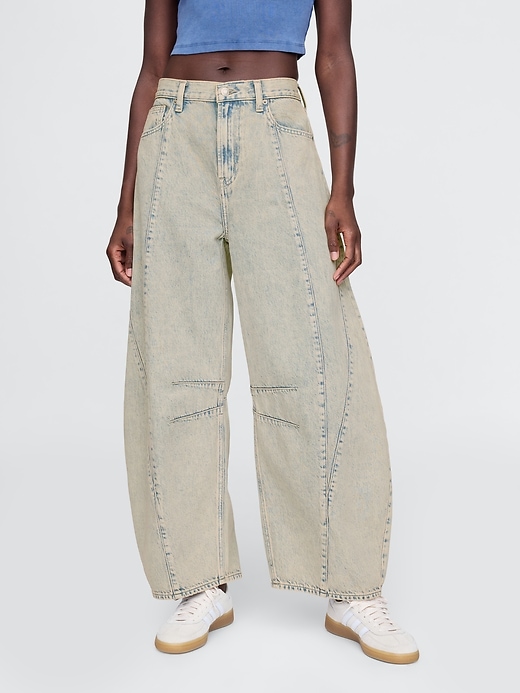 jeans a ferro di cavallo a vita alta