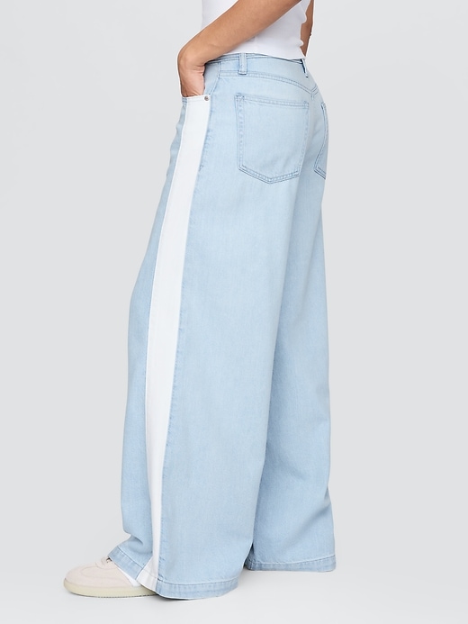 jeans larghi ultra morbidi a vita media