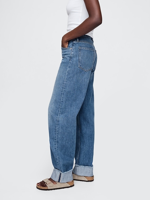 jeans a vita alta con risvolto