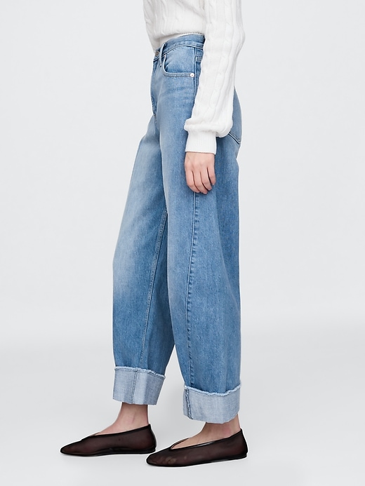 jeans a vita alta con risvolto