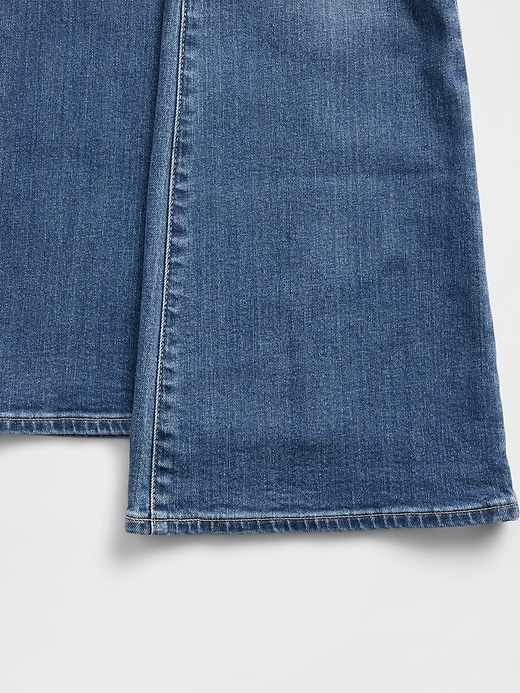jeans a zampa anni 70 a vita alta