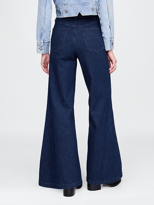 jeans a zampa a vita alta