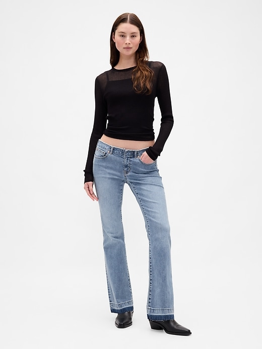 jeans lunghi e attillati a vita bassa