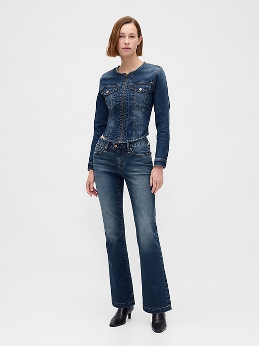 jeans lunghi e attillati a vita bassa