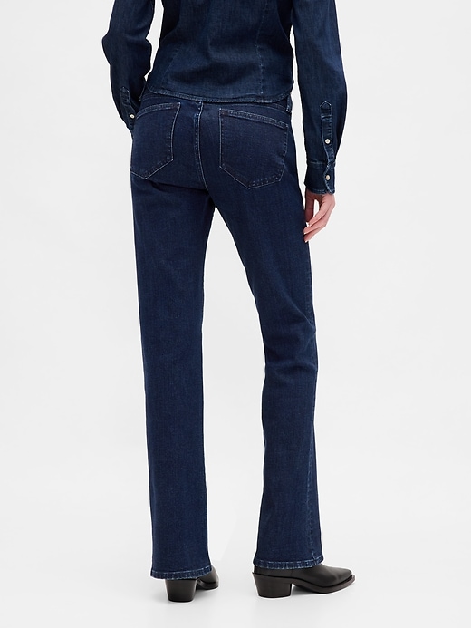 jeans lunghi e attillati a vita bassa