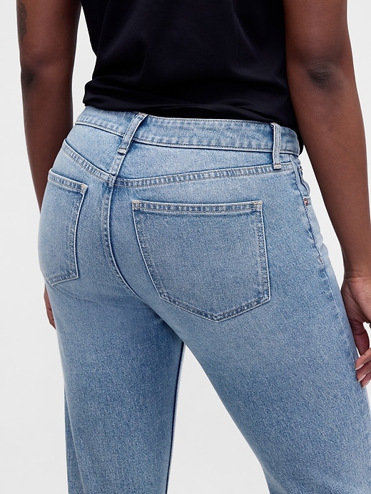 jeans slim dritti a vita bassa e sinuosi anni 90
