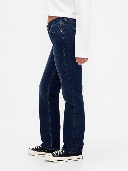 jeans slim dritti a vita bassa e sinuosi anni 90