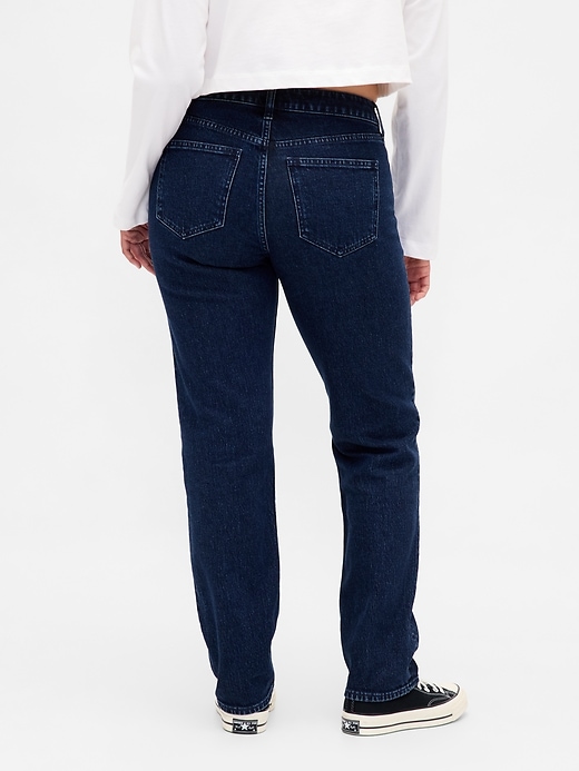 jeans slim dritti a vita bassa e sinuosi anni 90