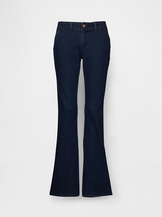 jeans lunghi e attillati a vita bassa