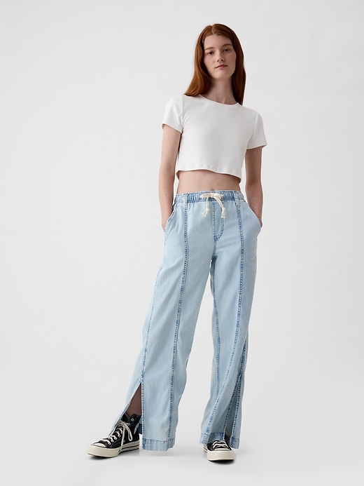 pantaloni a gamba larga in denim