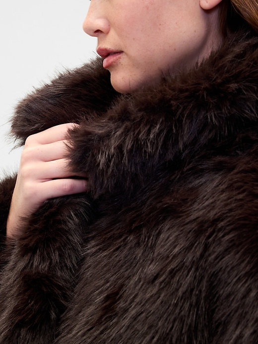 cappotto in pelliccia sintetica