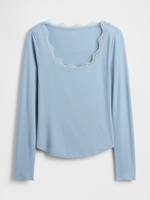 top pigiama con mini coste e pizzo