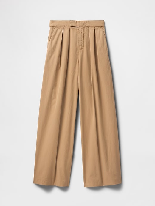 pantaloni cachi a gamba larga con pieghe in twill a vita alta