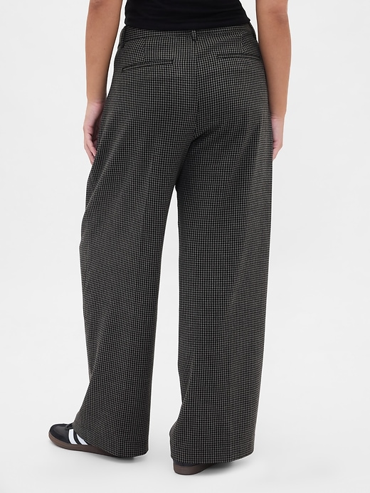 pantaloni plissettati in twill spazzolato a vita bassa 365