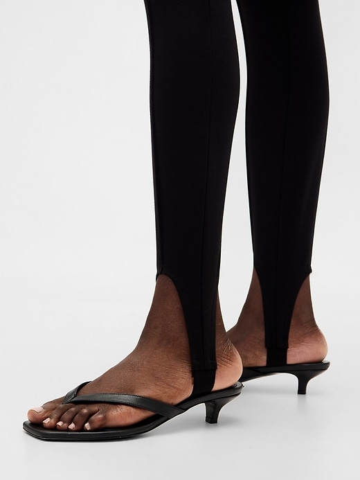 pantaloni a vita alta con doppia staffa in maglia