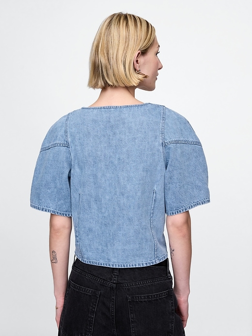 camicia in denim con maniche a sbuffo corte