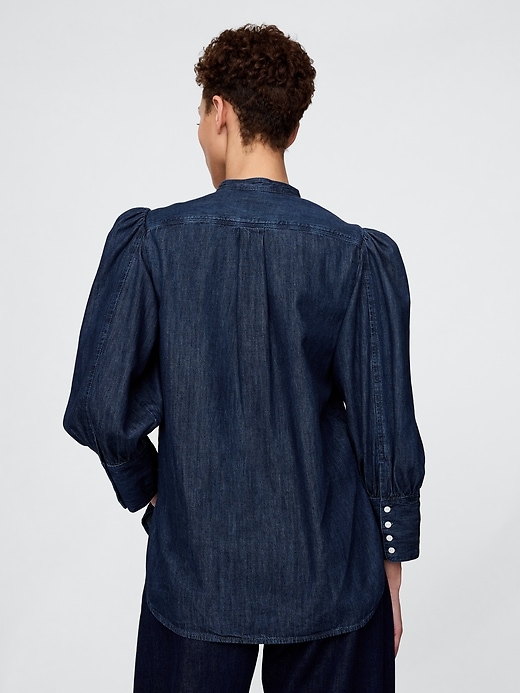 camicia in denim con maniche a sbuffo gap × hfr di ngai