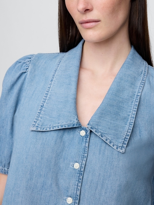 camicia in denim con maniche a sbuffo e colletto