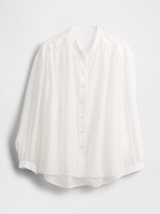 camicia trasparente con bottoni sul davanti