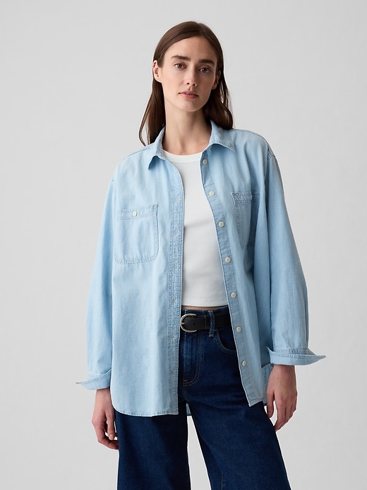 camicia grande in denim