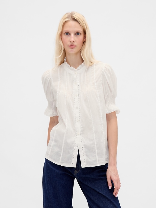 camicia con volant e pieghe