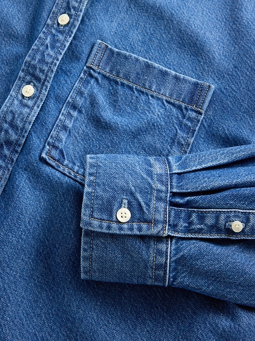 camicia corta oversize con orlo dritto in denim ultra morbido