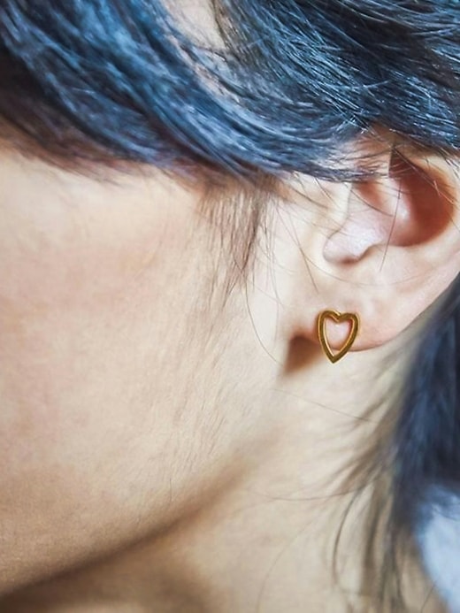 orecchini a bottone con contorno a cuore in oro admiral row