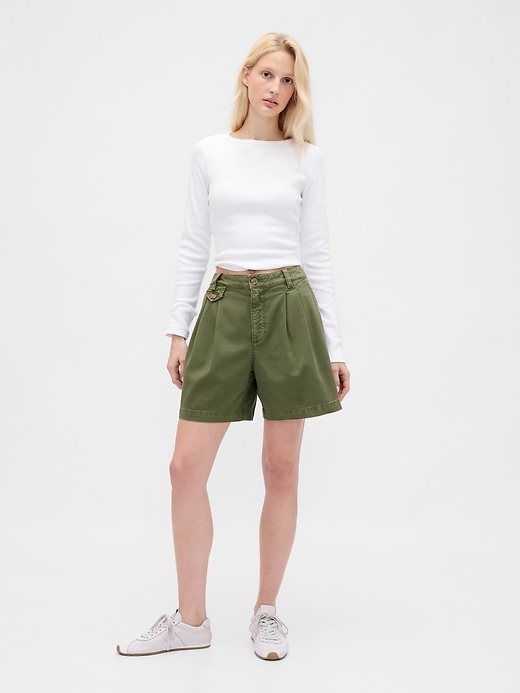 pantaloncini plissettati in twill a vita media da 6