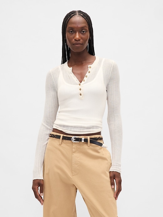 maglione henley a coste trasparenti