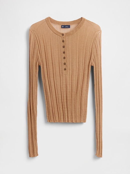 maglione henley a coste trasparenti