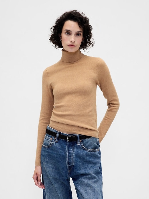 maglione dolcevita elasticizzato cashsoft