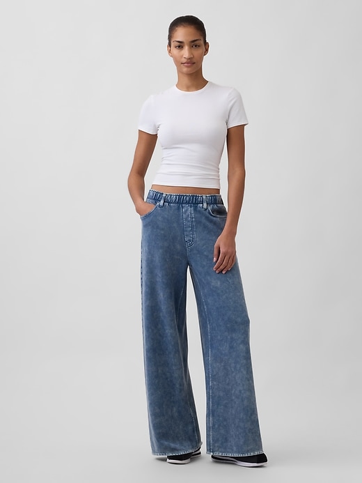 jeans larghi e pesanti della tuta