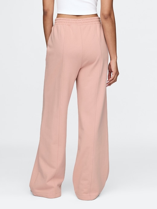 pantaloni della tuta dritti con cuciture in french terry pesante