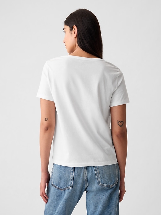 t-shirt vintage in cotone biologico con scollo a v