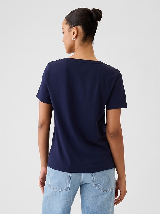 t-shirt vintage in cotone biologico con scollo a v