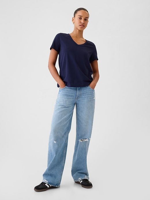 t-shirt vintage in cotone biologico con scollo a v